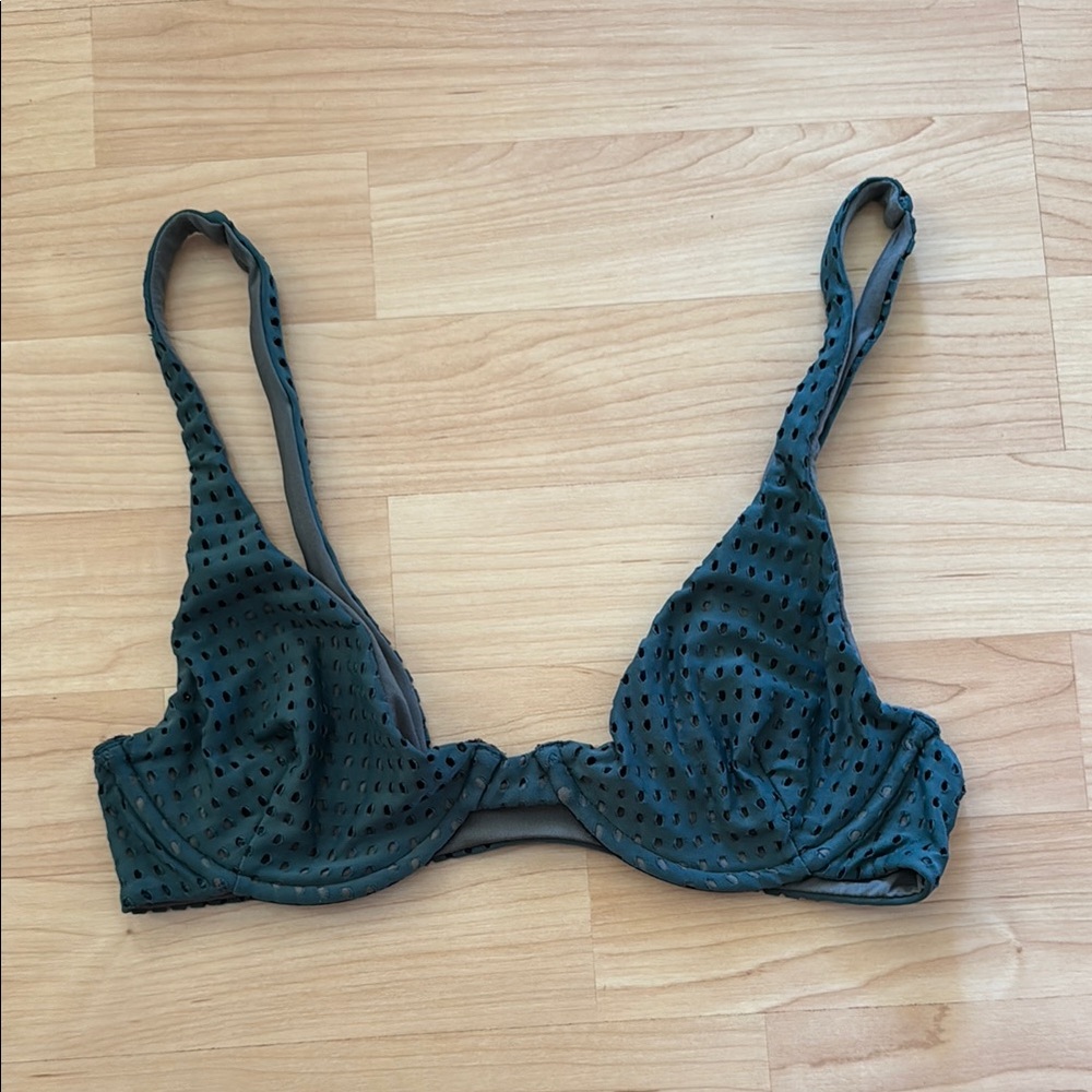 ACACIA GENEVA SEAWEED TOP: SIZE SMALL